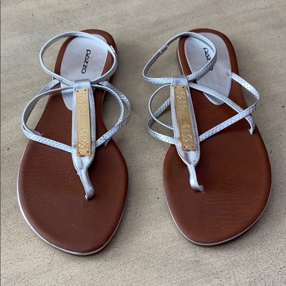 Strappy Metallic Silver Sandals w/Gold Detail